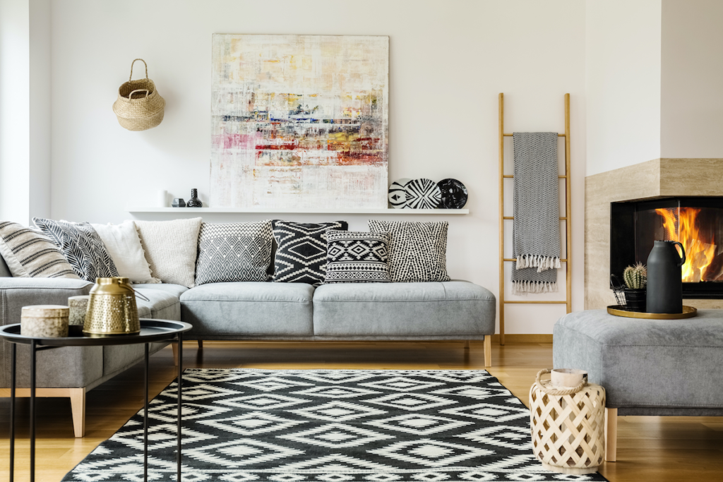How to Arrange Living Room with Fireplace